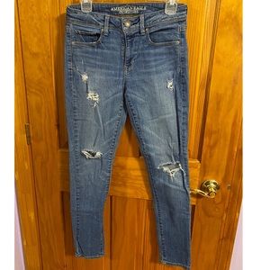 Women’s American Eagle jeans